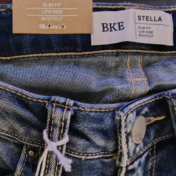 BKE STELLA, Bootcut, Low  Rise, Slim Fit Denim Jean's. - Picture 8 of 13